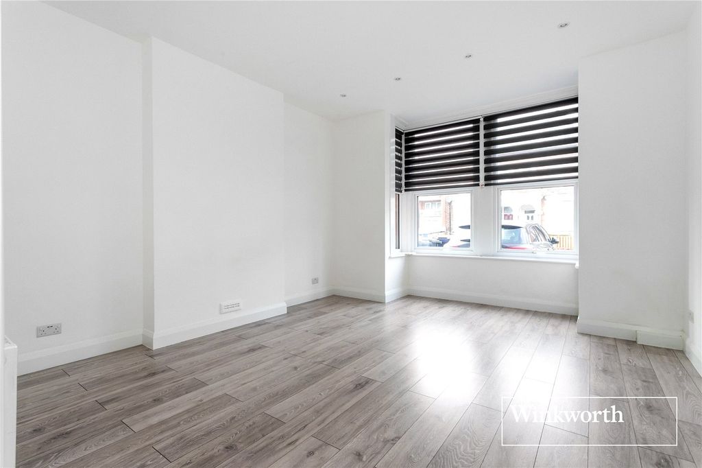 Property photo 3 of 14 Picture No. 04