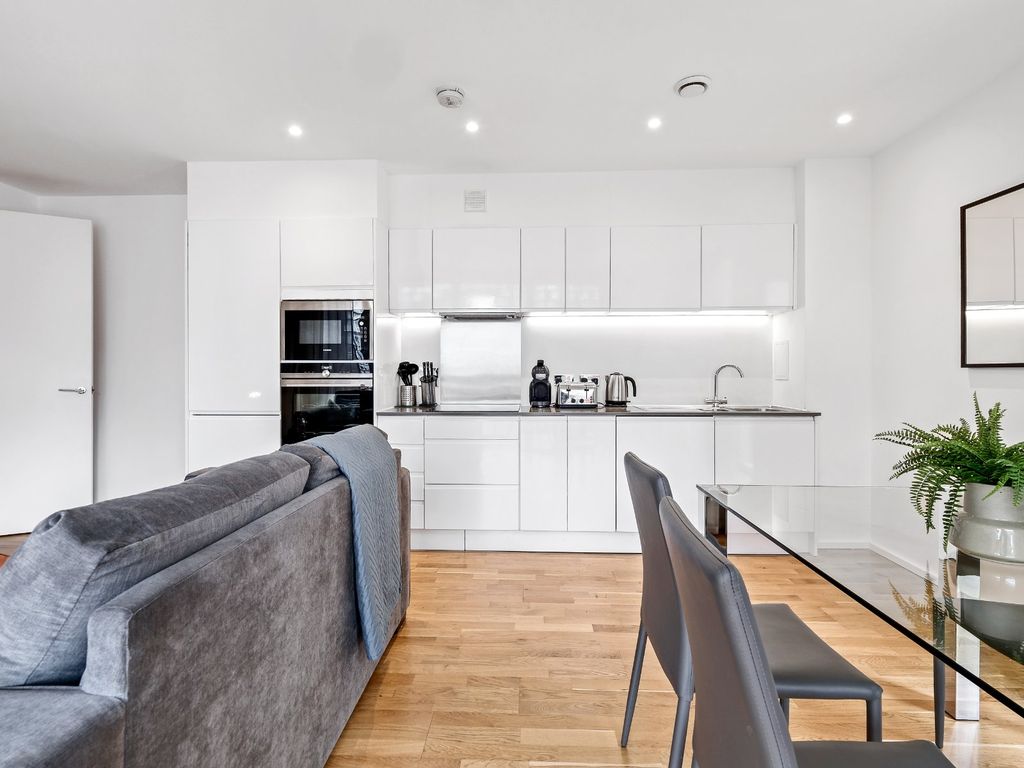 Property photo 2 of 7