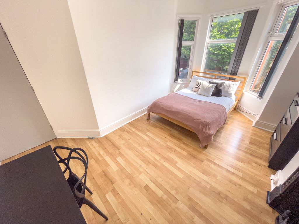 Property photo 2 of 17 Img_4844