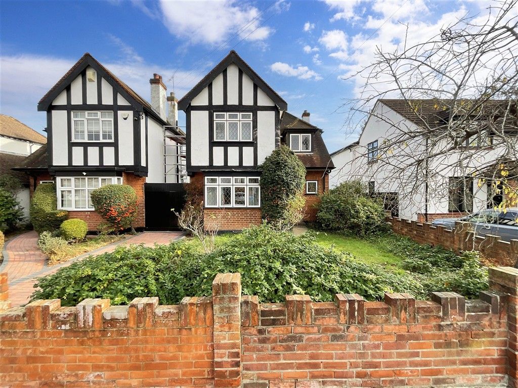 Property photo 3 of 11 Front Web