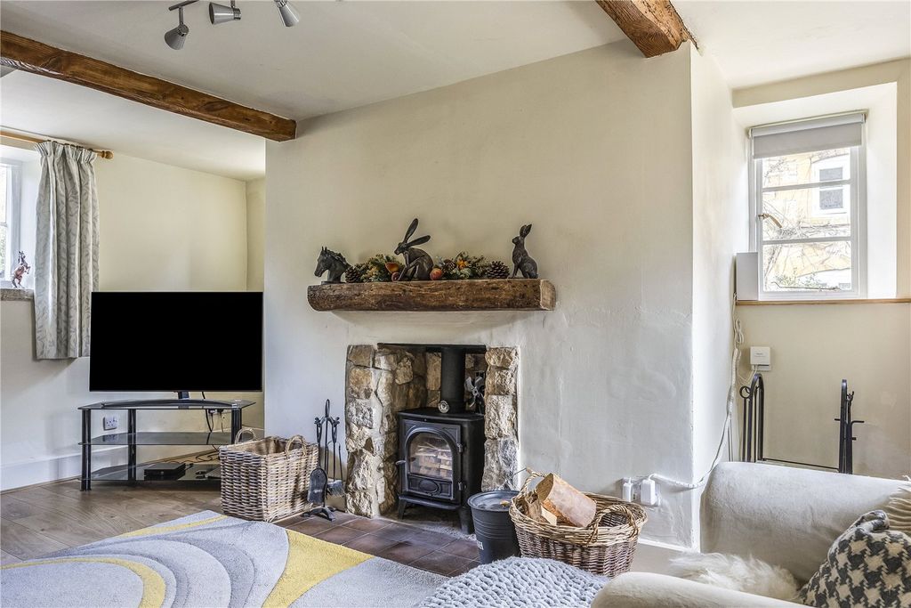 Property photo 3 of 9 Picture No. 12