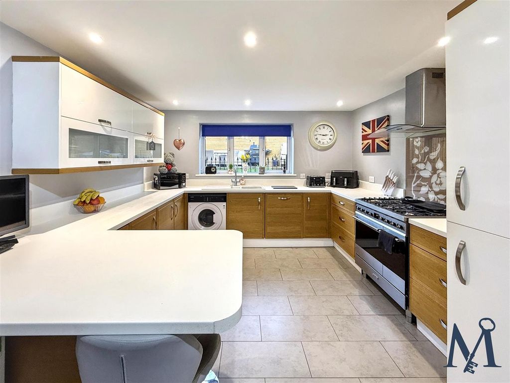 Property photo 2 of 21 Extended Kitchen Diner