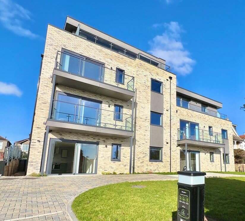 Property photo 1 of 8 External