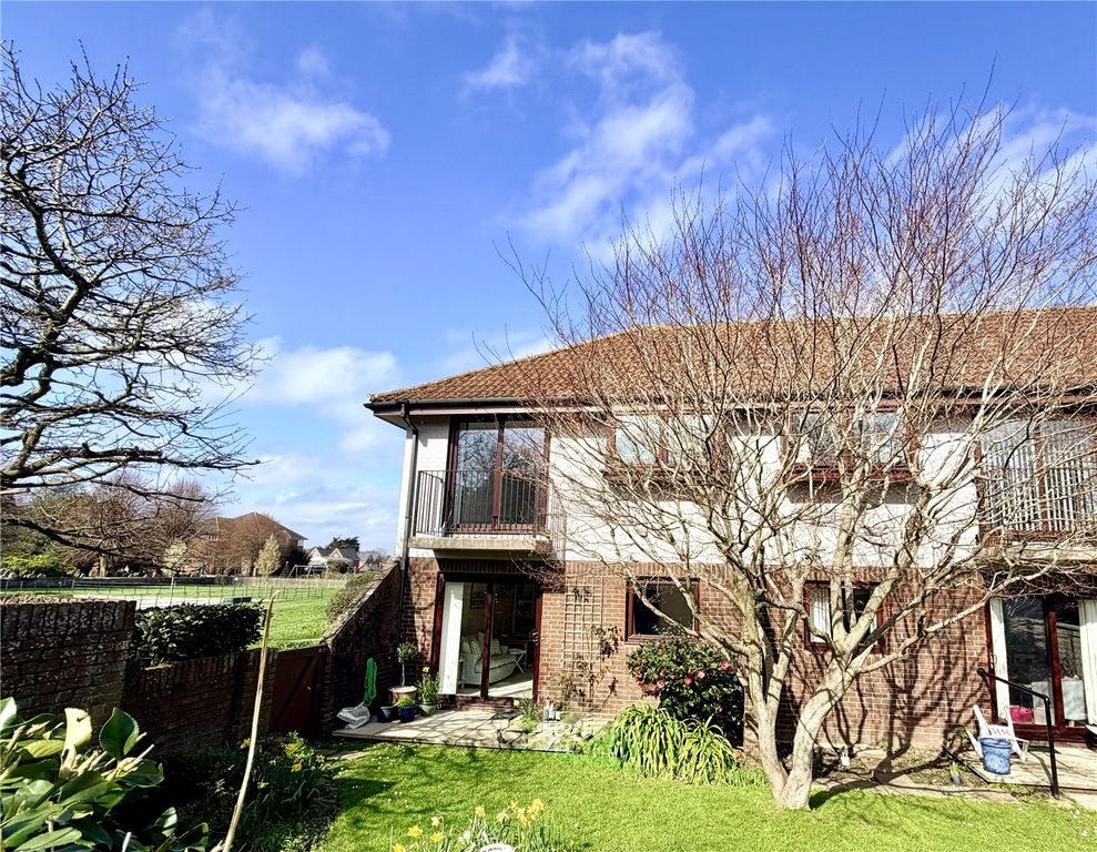 Property photo 1 of 10 Picture No. 01