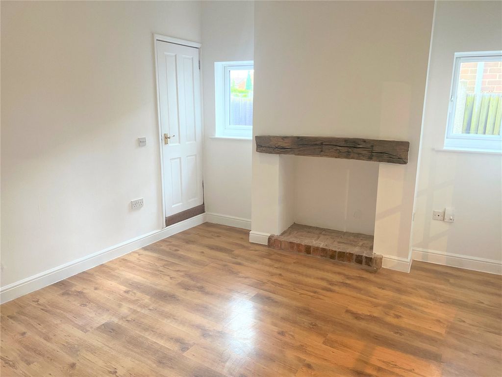 Property photo 2 of 9 Picture No. 05