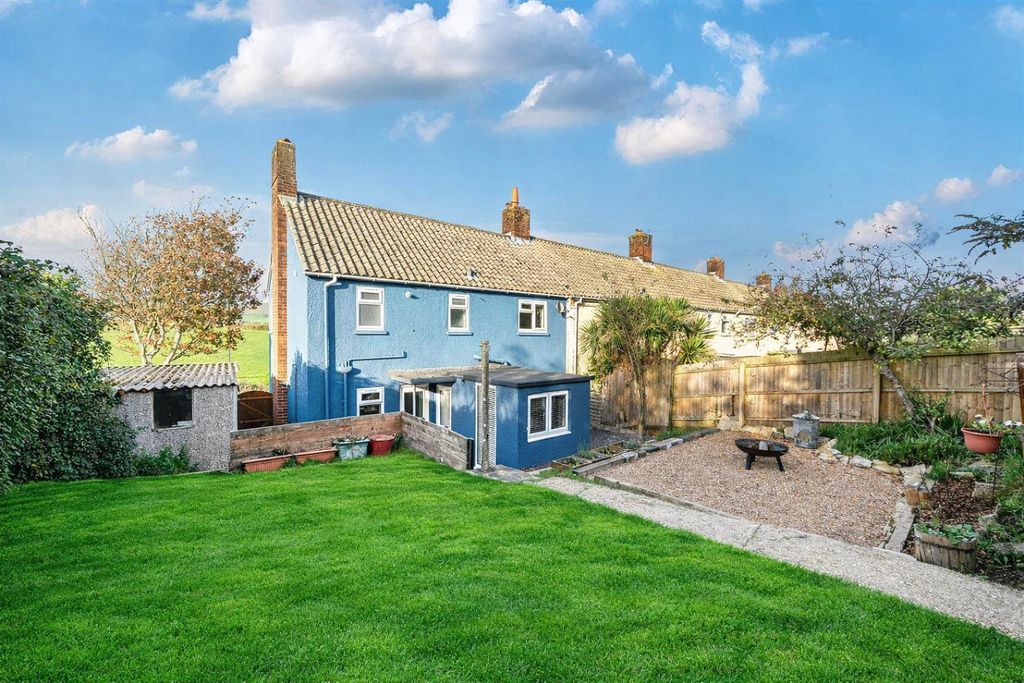 Property photo 1 of 26 High Street Front..Png