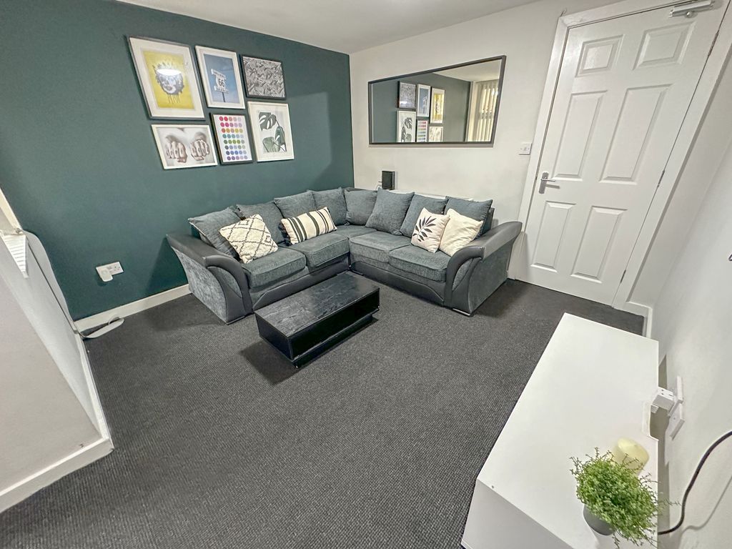 Property photo 1 of 12 2