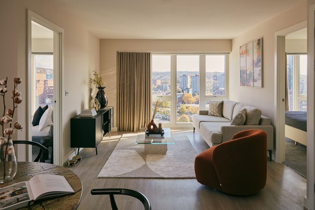 Property photo 1 of 13 Living Room