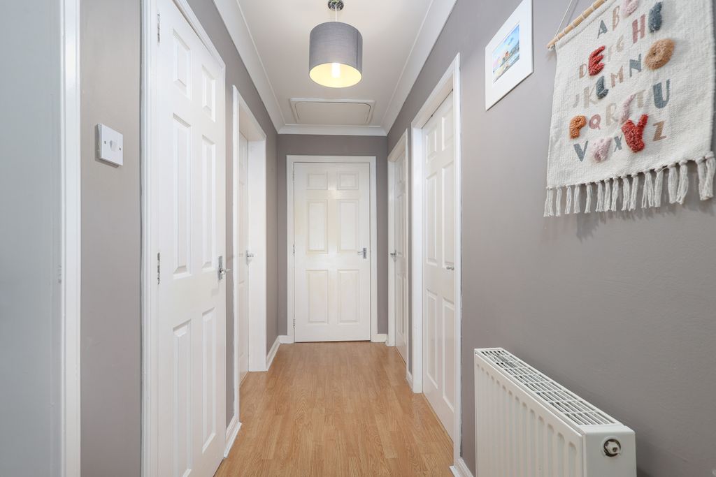 Property photo 3 of 24 Gallery