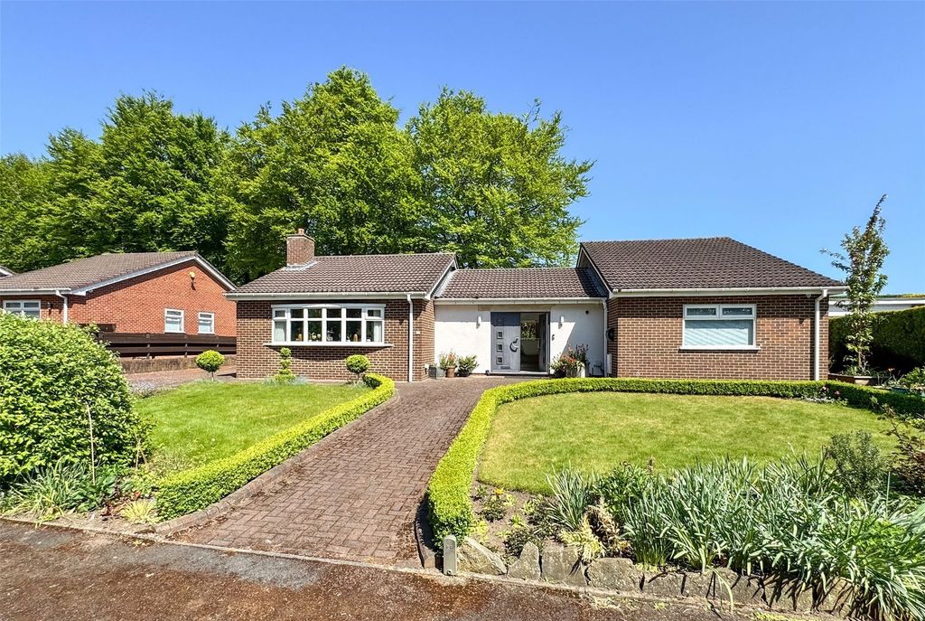 Property photo 1 of 15 External