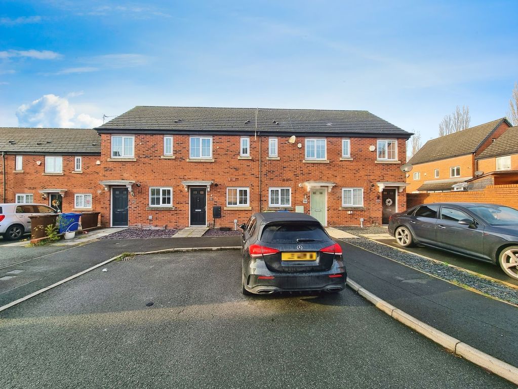 Property photo 2 of 14 Front Aspect 1