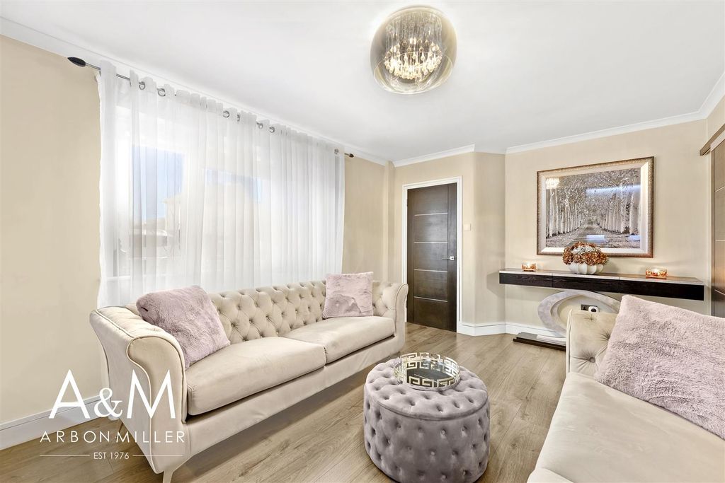 Property photo 3 of 27 4D4A4936.Jpg