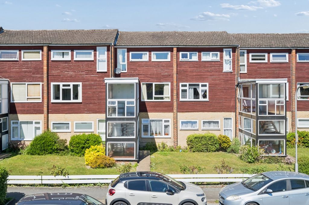 Property photo 1 of 20