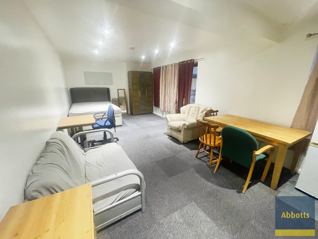 Property photo 2 of 4