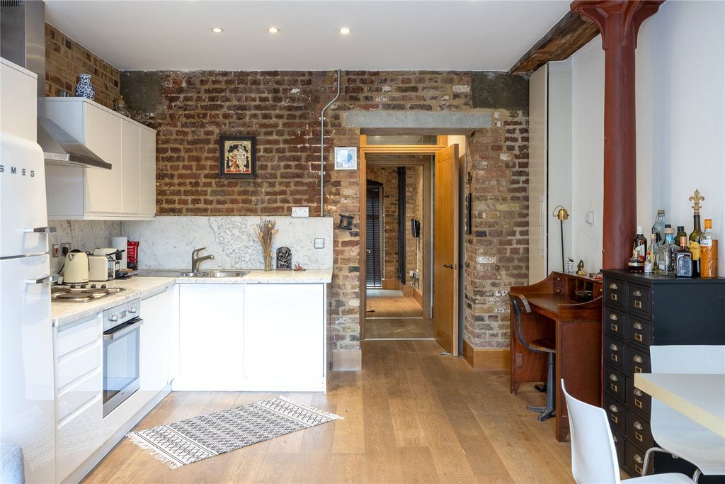 Property photo 3 of 12 Picture No. 05