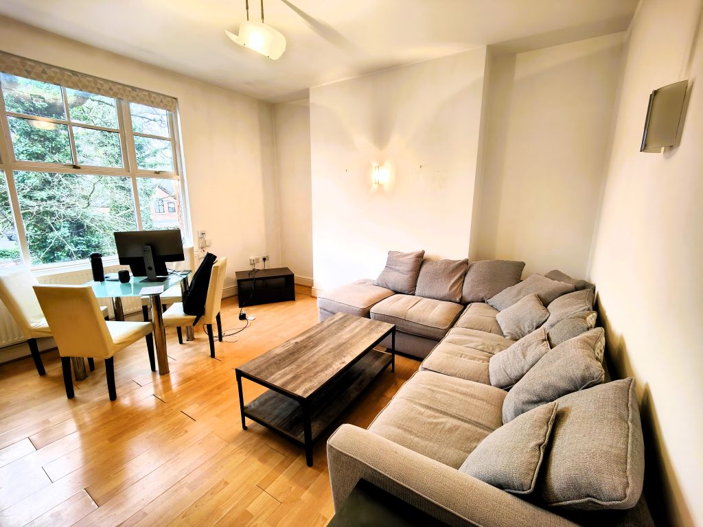 Property photo 3 of 12