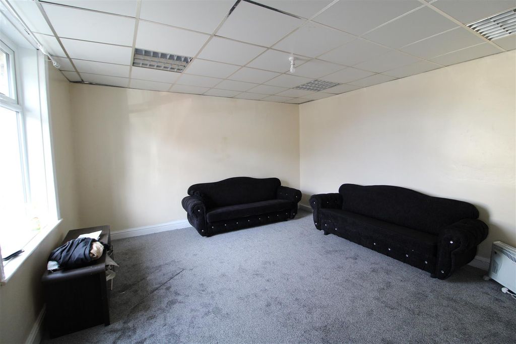 Property photo 2 of 3 Img_2558.Jpg