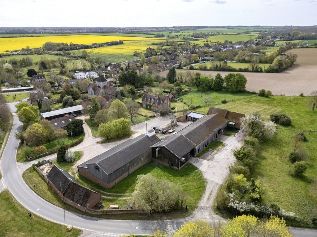 Property photo 3 of 27 Adisham Court Farm