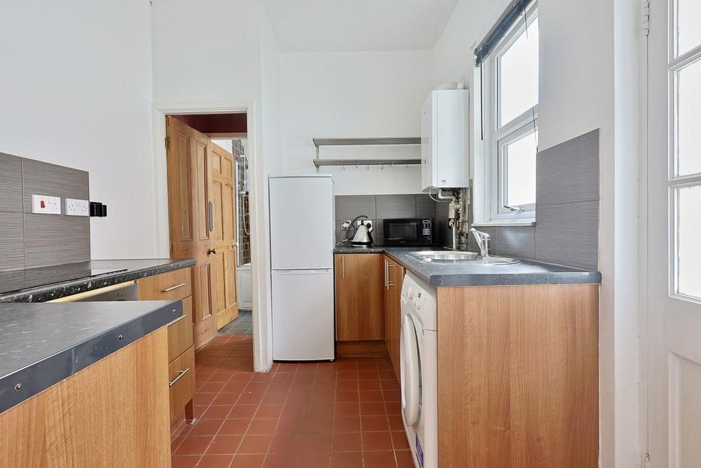 Property photo 3 of 14 45272214-Cf21-4Acc-Adf9-3F5Fde7F6B6D_1_105_c.Jpeg