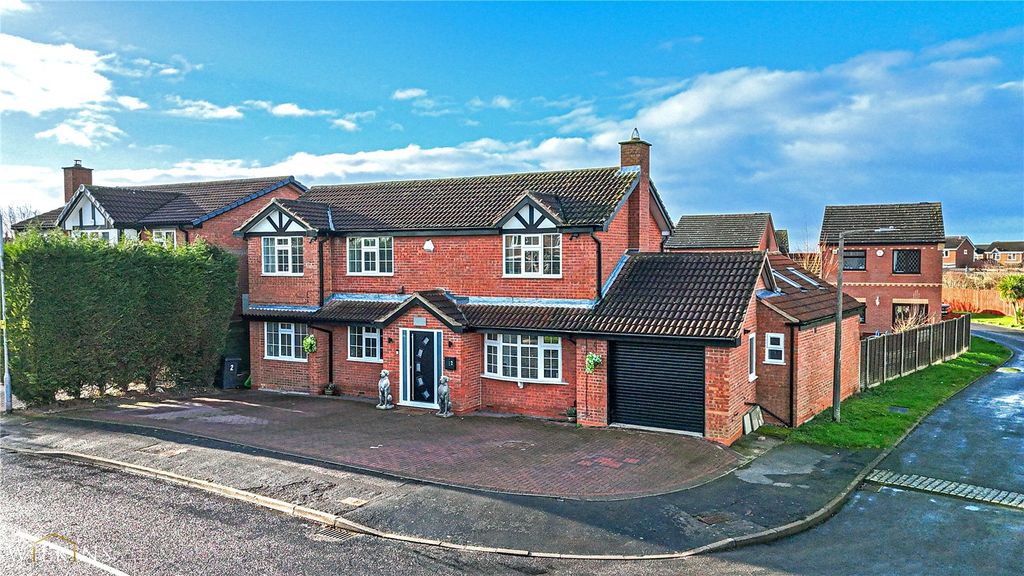 Property photo 1 of 44 Picture No. 03