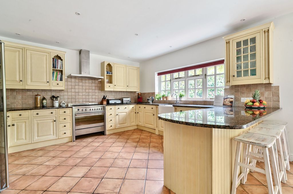 Additional image 14 of 4 bed detached house for saleGodalming, Surrey GU7