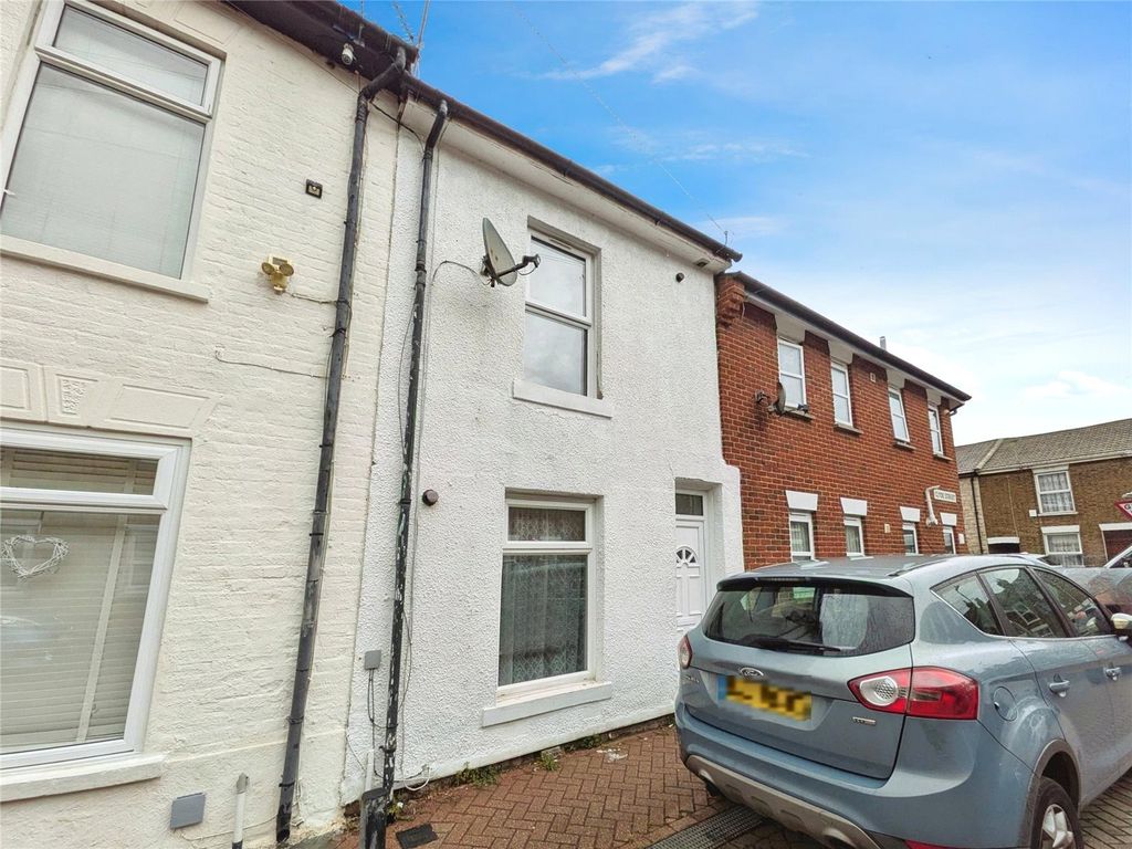 Property photo 1 of 8 Picture No. 06