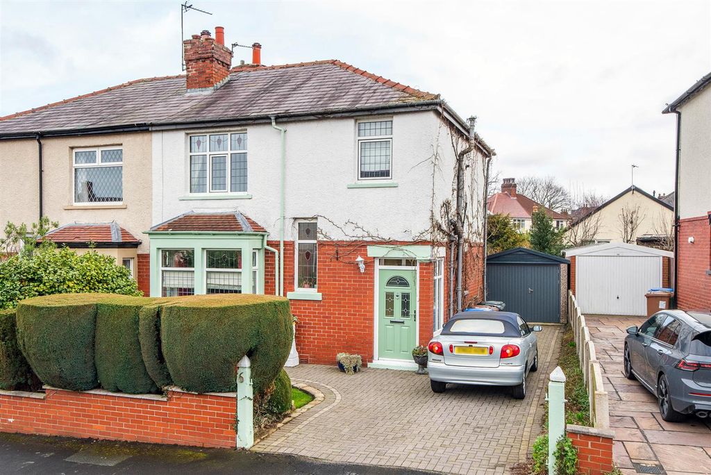 Property photo 1 of 26 Front External