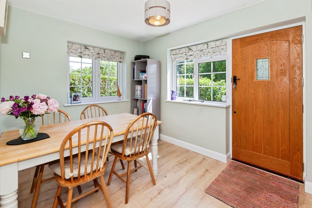 Property photo 2 of 20 Dining Room