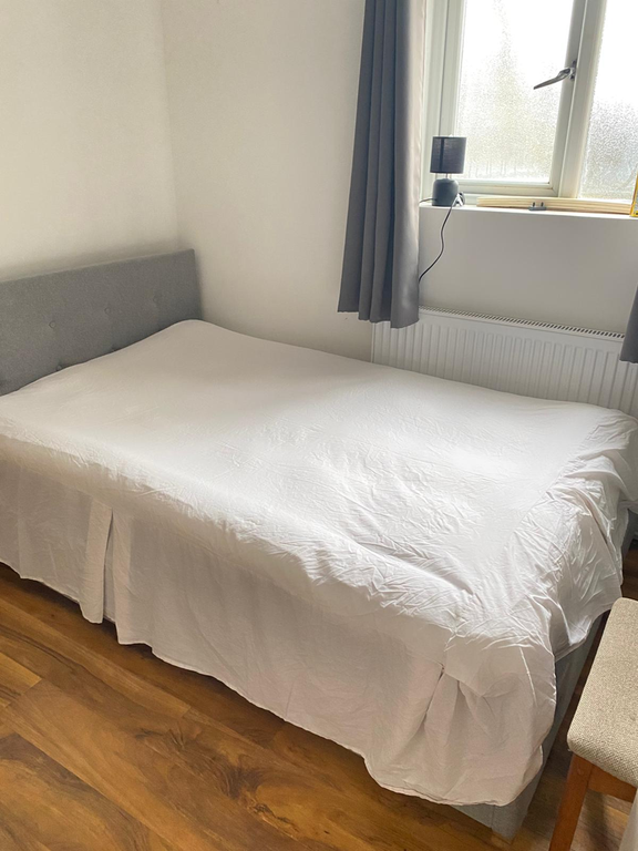 Property photo 1 of 5