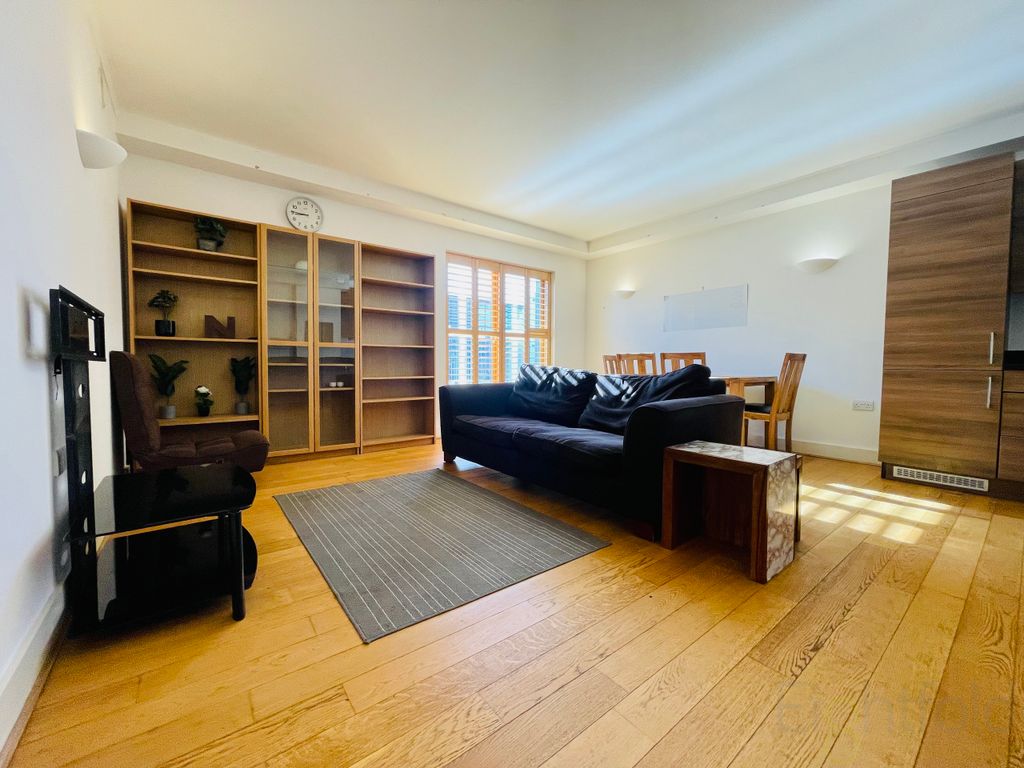 Property photo 3 of 15 Kitchen/Living Room
