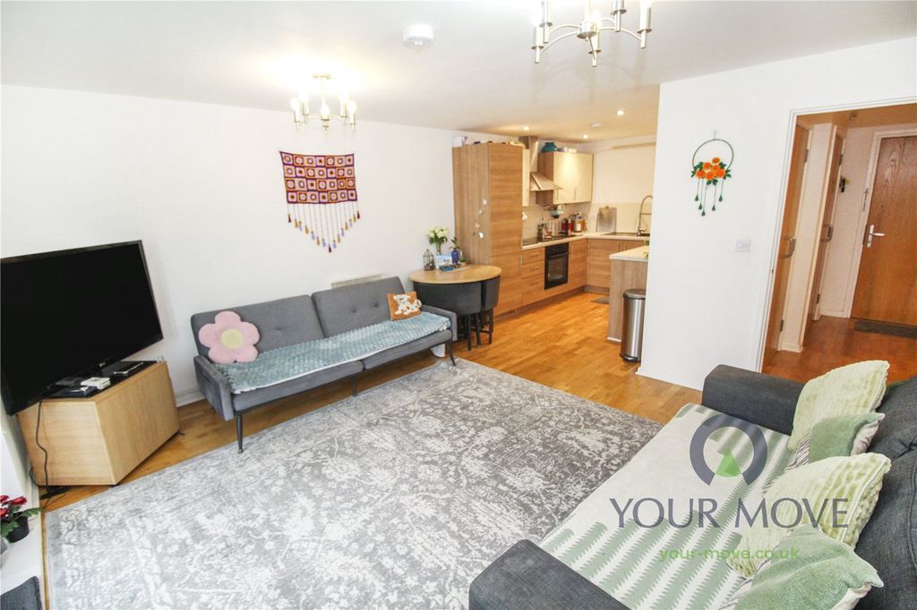 Property photo 2 of 20 Living Room