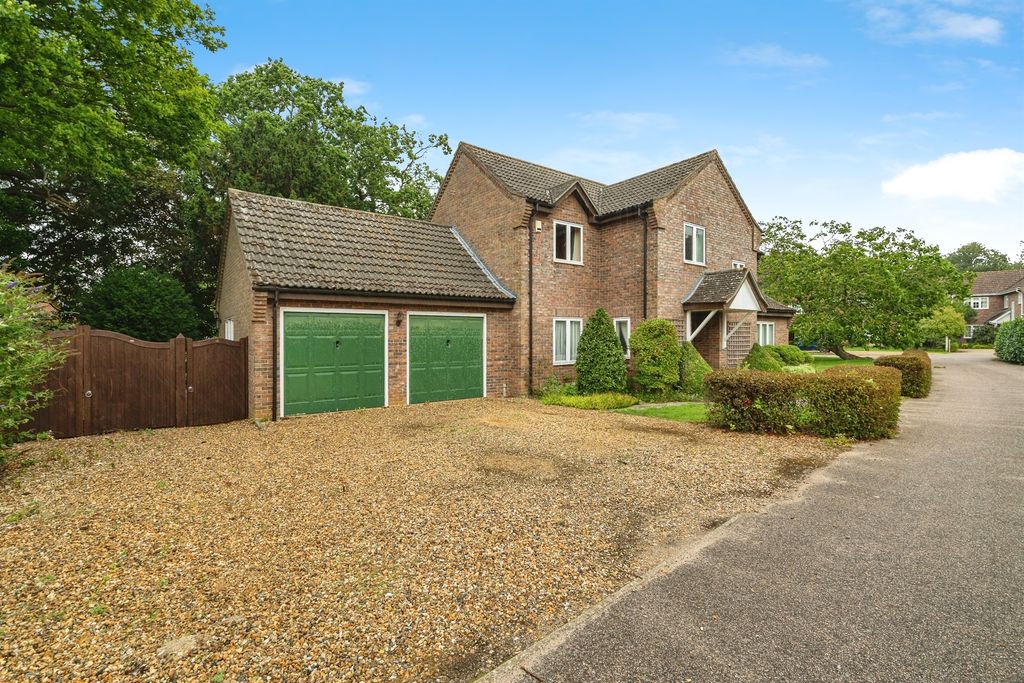 Property photo 1 of 17