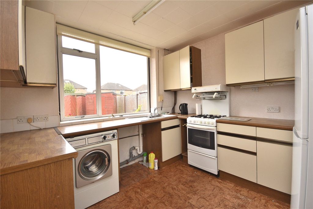 Property photo 3 of 19 Picture No. 13