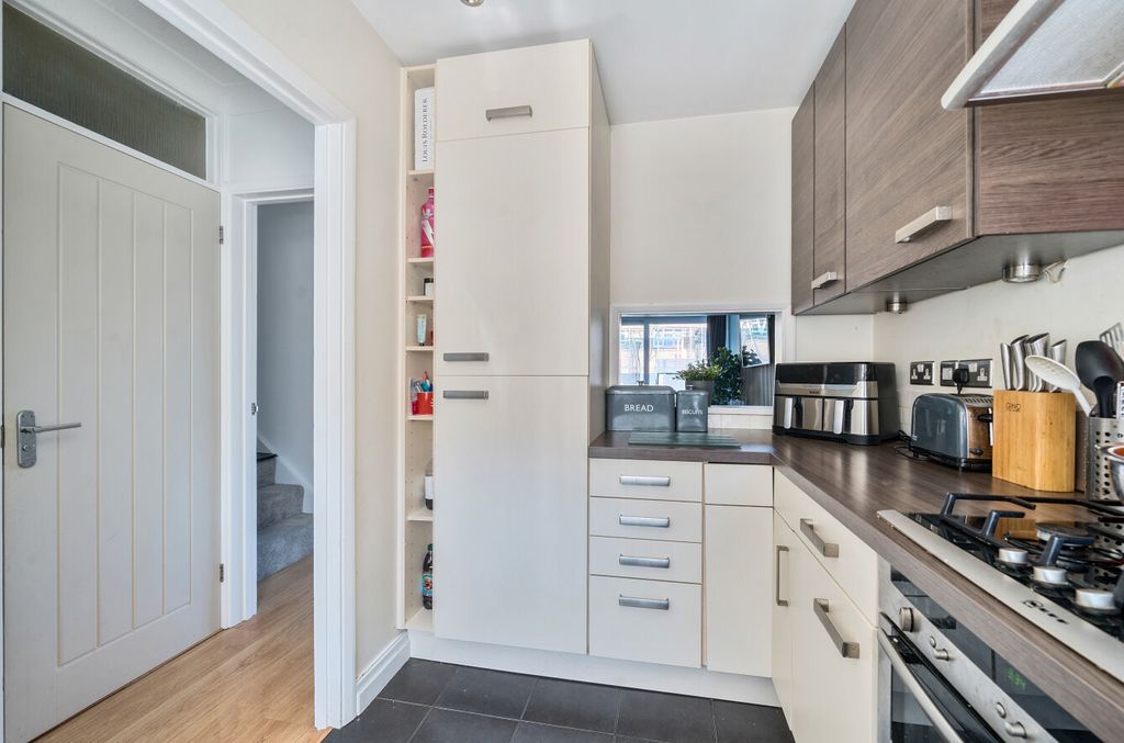 Property photo 3 of 15 14-68245Ac7Bbe83-...