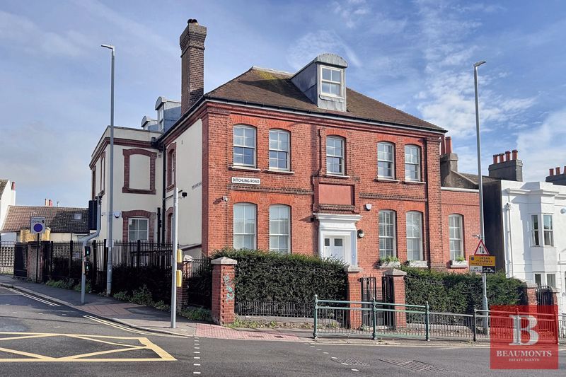 Property photo 1 of 15 Photo 17