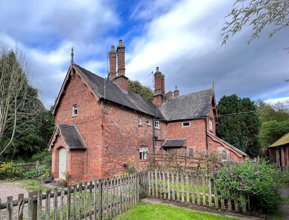 Property photo 1 of 30 Image