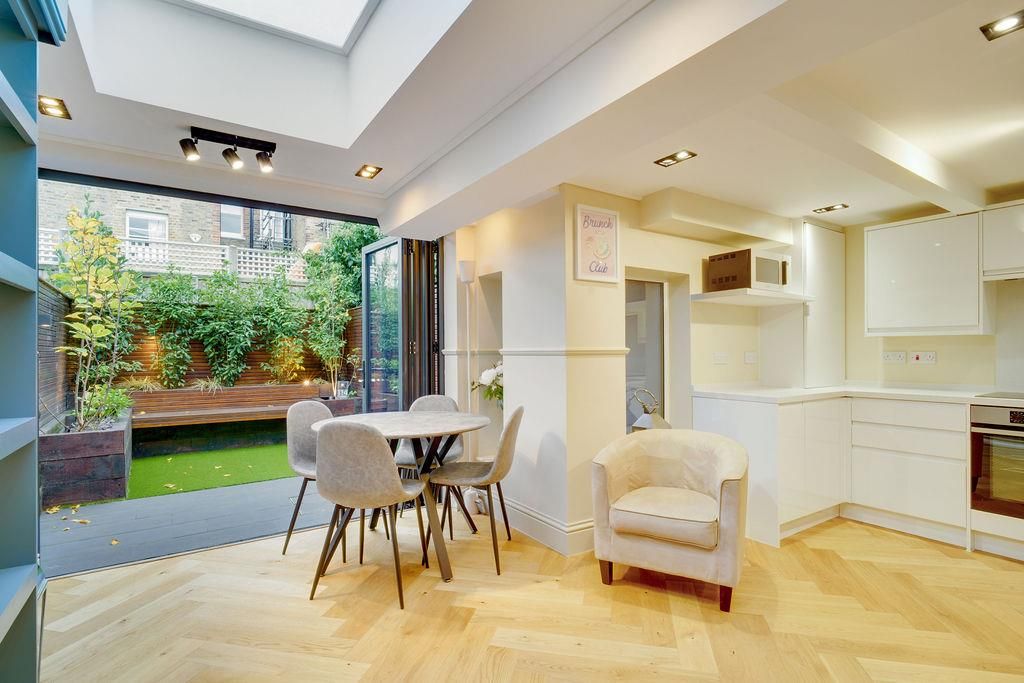 Property photo 3 of 19 Broughtonroad114-15.Jpg