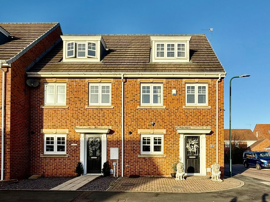 Property photo 1 of 20