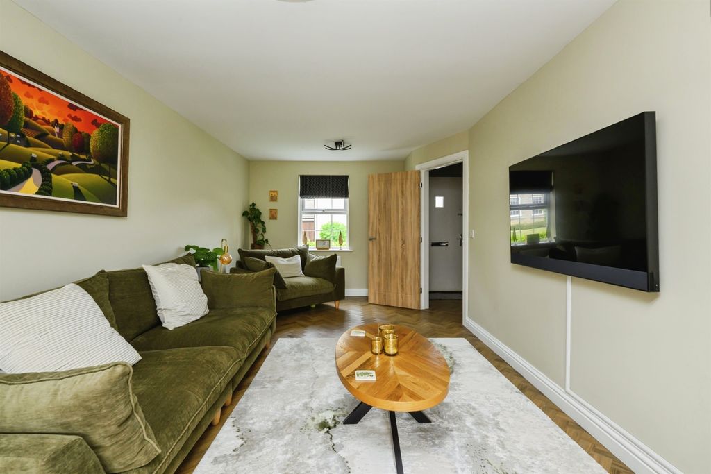 Property photo 3 of 20
