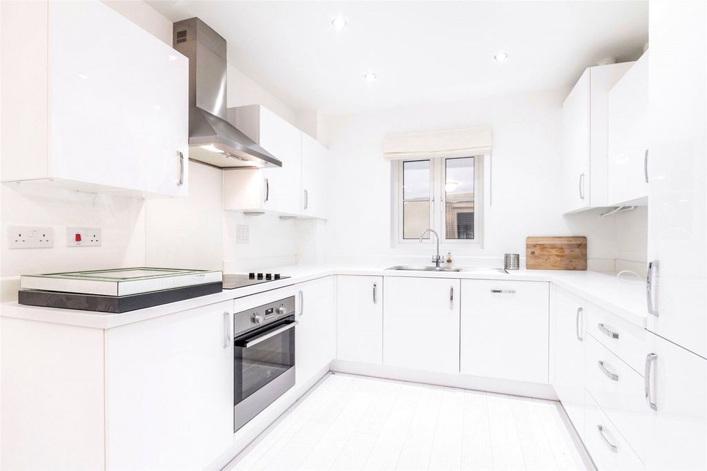 Property photo 2 of 7 Picture No. 05