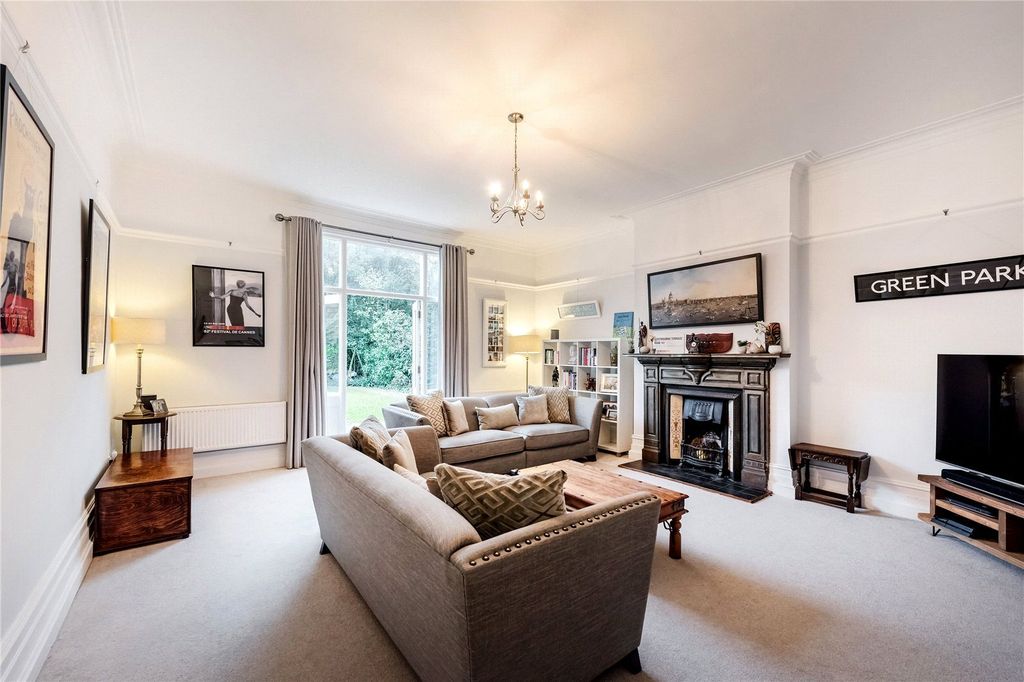 Property photo 2 of 15 Reception Room