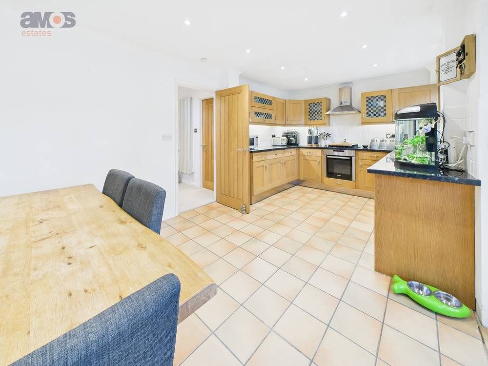 Property photo 3 of 32 5284084