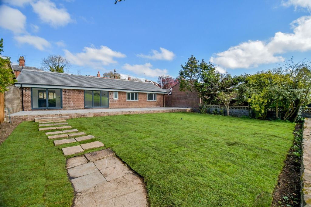 Property photo 2 of 34 Rear Garden