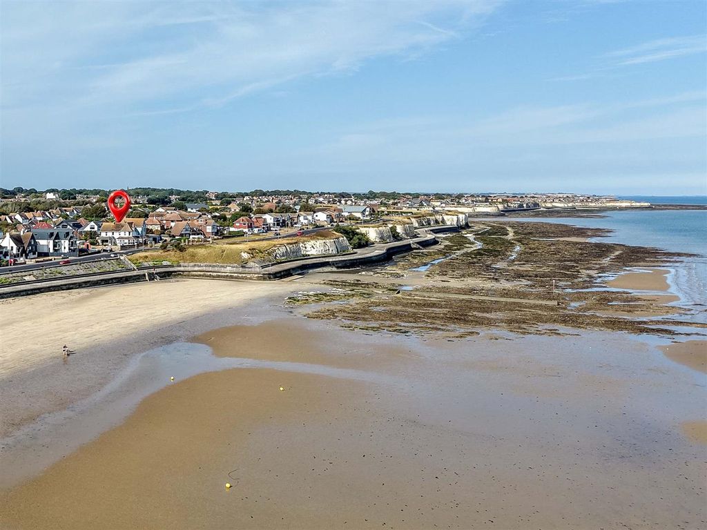 Property photo 3 of 109 Dji_20260730160436_0209_D.Jpg