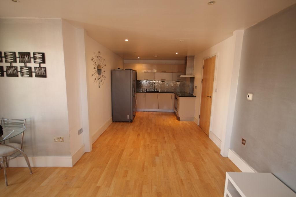 Property photo 2 of 7 Main Page