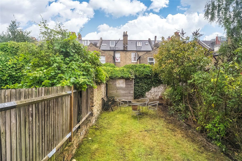 Property photo 3 of 9