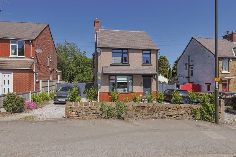 Property photo 3 of 31 Front