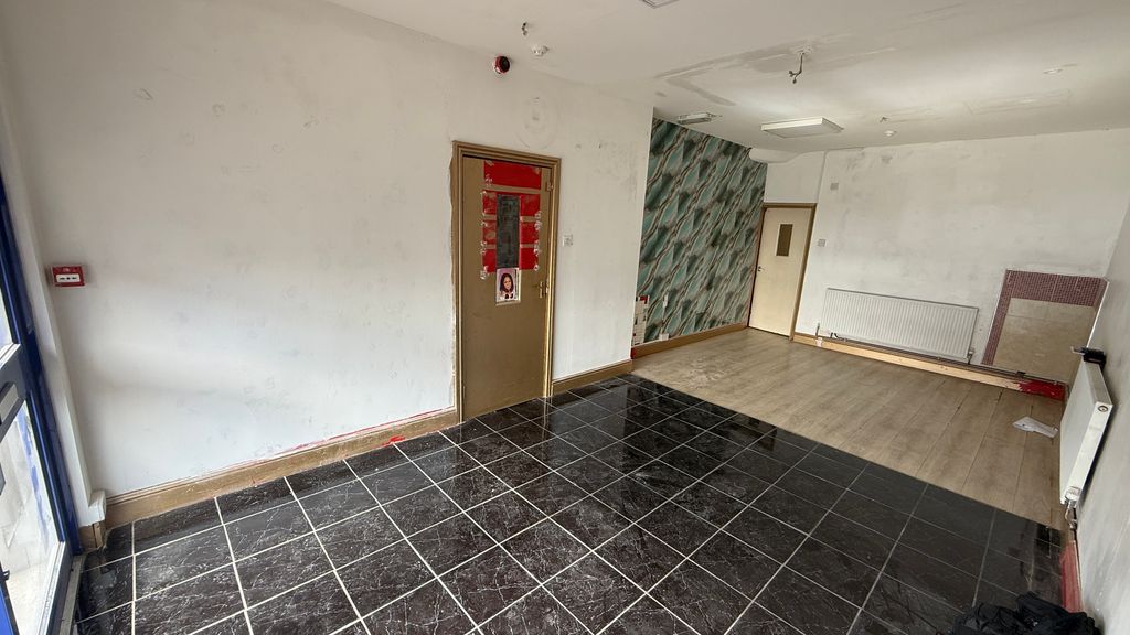 Property photo 3 of 9 Main Shop Floor