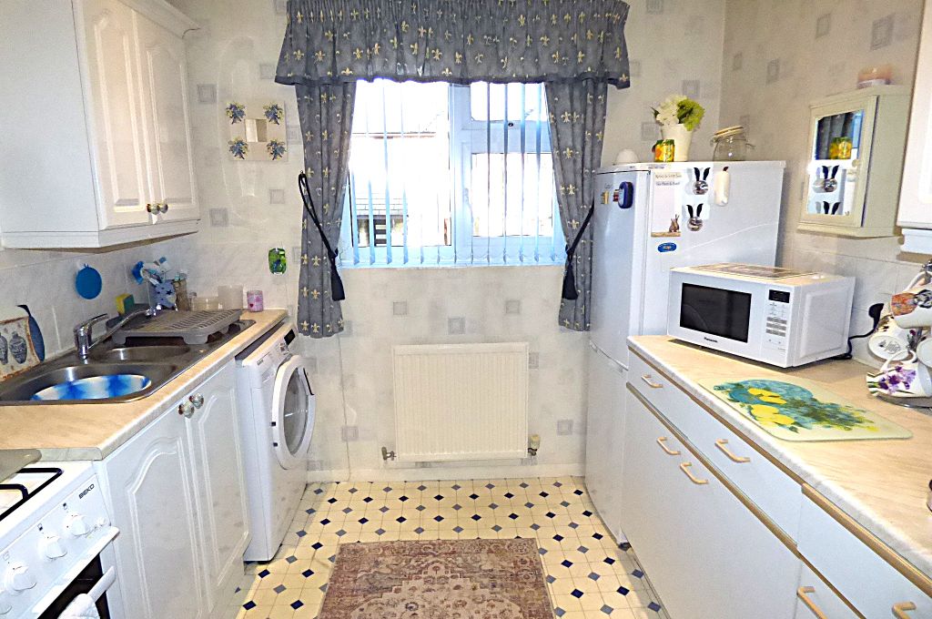 Property photo 3 of 11
