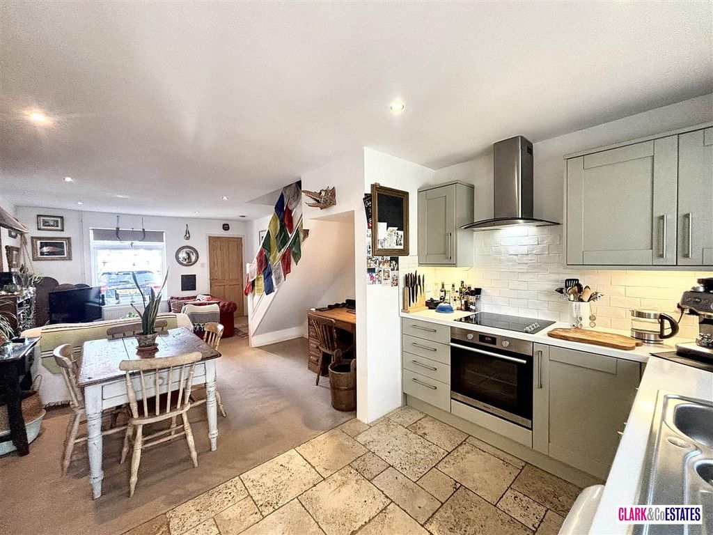 Property photo 2 of 11 Open Plan Kitchen/Dining